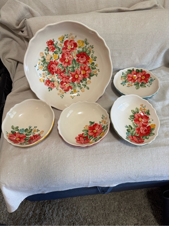 The Pioneer Woman Other - The Pioneer Woman Vintage Floral 5-Piece Pasta Bowl Set